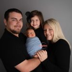 How to Prepare for a Memorable Newborn Family Session: Tips for Beautiful Baby Photos